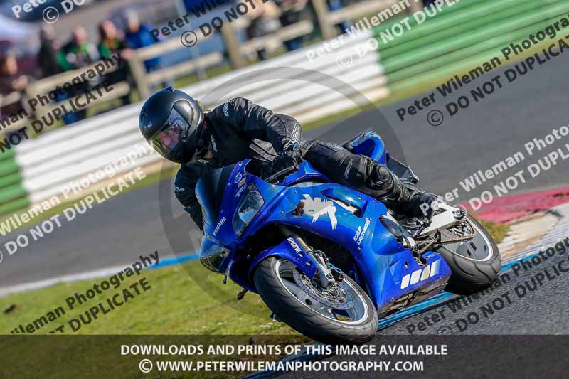 PJM Wedding Photography;enduro digital images;event digital images;eventdigitalimages;mallory park;mallory park photographs;mallory park trackday;mallory park trackday photographs;no limits trackdays;peter wileman photography;racing digital images;trackday digital images;trackday photos